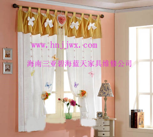 ϵ